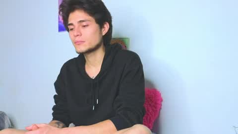      online show from April 16, 2026, 6:58 am