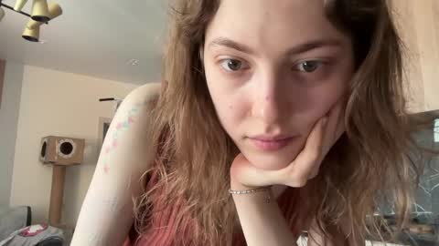 Snapshot of holydori chatting on June 6, 2026, 7:57 am dori not holy get my tg channel with link from description under last photo online show from June 6, 2026, 7:57 am