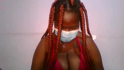 honey_beb online show from September 19, 2025, 6:48 am