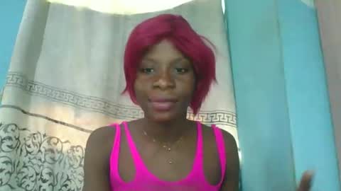 Snapshot of honey_bug2 chatting on March 28, 2026, 9:53 am Queen online show from March 28, 2026, 9:53 am