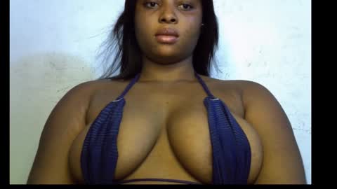 mamacita online show from October 31, 2025, 8:26 am