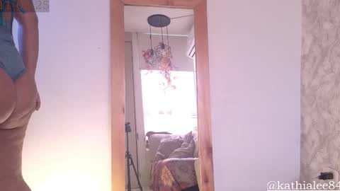 Honey-Sweett online show from February 11, 2025, 6:33 pm