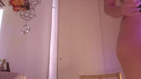 Honey-Sweett online show from September 10, 2025, 3:56 pm