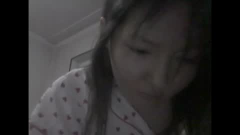 honey_yuzu online show from December 4, 2025, 11:19 am