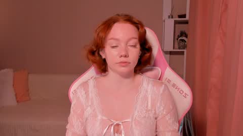 honeyautumn online show from December 26, 2024, 12:36 am