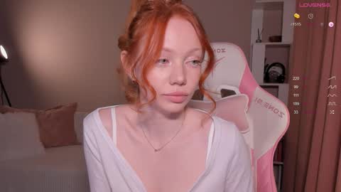 honeyautumn online show from March 14, 2026, 12:39 am