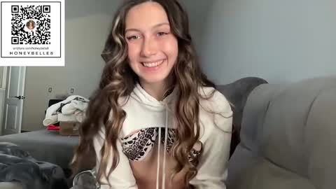 belle brunette online show from January 16, 2025, 1:58 pm