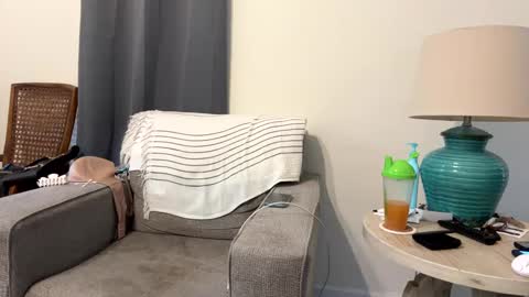 Honey online show from February 15, 2025, 5:39 pm