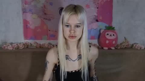 Lisa online show from March 30, 2026, 4:02 am