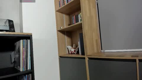 Sofia independent model online show from February 18, 2026, 11:50 am