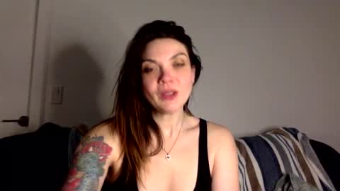 Snapshot of honeymagicxo chatting on February 10, 2025, 3:24 am honeymagicxo online show from February 10, 2025, 3:24 am