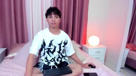 honeymoon_sariel online show from October 20, 2025, 1:00 pm