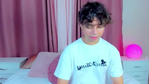 honeymoon_sariel online show from March 6, 2026, 2:02 pm