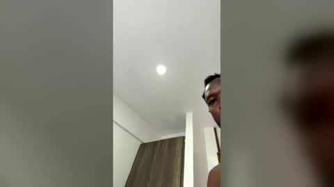 Honeymuse online show from March 3, 2026, 8:20 am