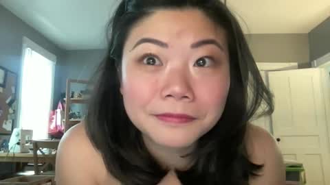 HoneySunshineNeko online show from May 14, 2026, 2:35 pm