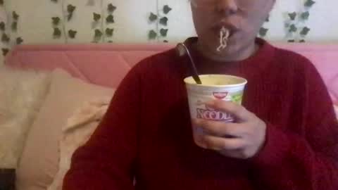 honeyyy89 online show from February 1, 2026, 7:56 pm