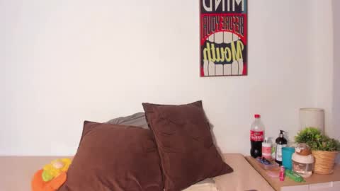 HoneyBrown online show from October 10, 2025, 7:57 pm