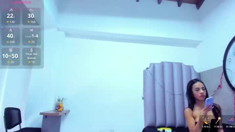 honnyy_23 online show from February 14, 2026, 7:32 pm