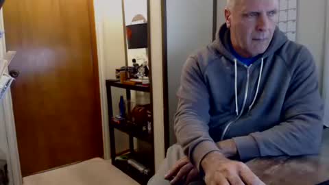 Snapshot of hoosierdadddy4u chatting on May 1, 2026, 6:34 pm Jayson online show from May 1, 2026, 6:34 pm