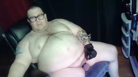 Snapshot of hoosierdaddyxl chatting on December 29, 2024, 6:14 am Sir online show from December 29, 2024, 6:14 am