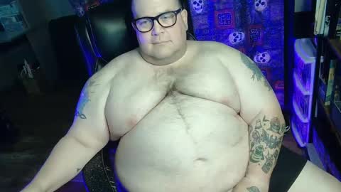 Snapshot of hoosierdaddyxl chatting on October 1, 2025, 5:19 pm Sir online show from October 1, 2025, 5:19 pm