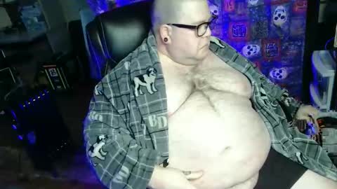 Snapshot of hoosierdaddyxl chatting on November 10, 2025, 7:57 pm Sir online show from November 10, 2025, 7:57 pm