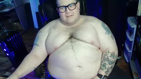 Snapshot of hoosierdaddyxl chatting on January 5, 2026, 8:12 pm Sir online show from January 5, 2026, 8:12 pm