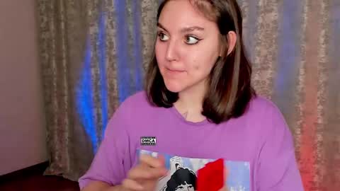 Snapshot of hoot_owl_cb chatting on December 10, 2024, 10:05 pm Karina online show from December 10, 2024, 10:05 pm