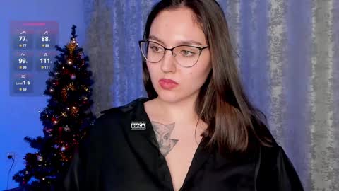 Snapshot of hoot_owl_cb chatting on December 29, 2024, 7:39 am Karina online show from December 29, 2024, 7:39 am