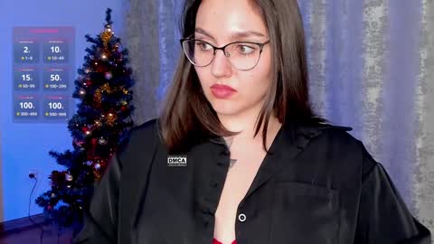 Snapshot of hoot_owl_cb chatting on December 29, 2024, 10:45 am Karina online show from December 29, 2024, 10:45 am