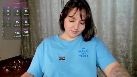 Snapshot of hoot_owl_cb chatting on March 1, 2025, 4:15 am Karina online show from March 1, 2025, 4:15 am