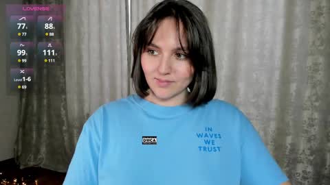 Snapshot of hoot_owl_cb chatting on March 5, 2025, 4:45 am Karina online show from March 5, 2025, 4:45 am