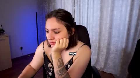 Snapshot of hoot_owl_cb chatting on October 10, 2025, 1:04 am Karina online show from October 10, 2025, 1:04 am