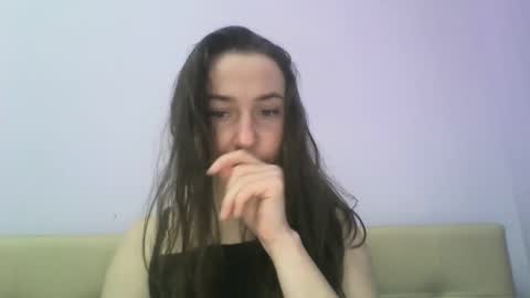 hootloove69 online show from February 9, 2025, 9:17 pm