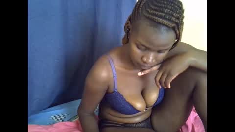 hope_terry online show from March 1, 2025, 12:12 pm