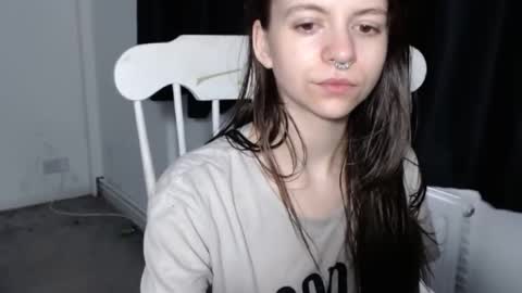 Snapshot of hope_xo chatting on October 4, 2025, 11:41 am Hope online show from October 4, 2025, 11:41 am