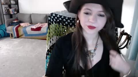 Snapshot of hope_xo chatting on January 17, 2026, 8:56 pm Hope online show from January 17, 2026, 8:56 pm