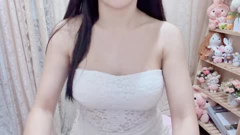 Rina online show from April 9, 2026, 1:27 am