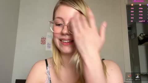 Audrey online show from December 11, 2024, 3:56 am