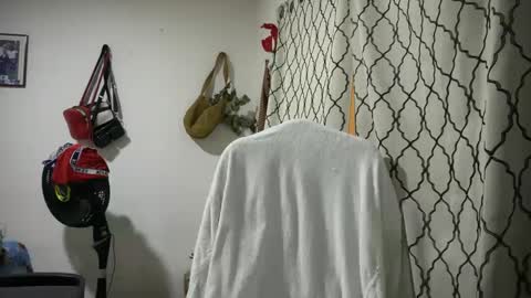 sugarbaby online show from September 28, 2025, 4:56 pm