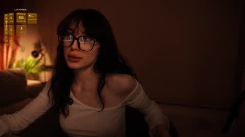 Horney Jozy online show from April 3, 2026, 6:39 pm