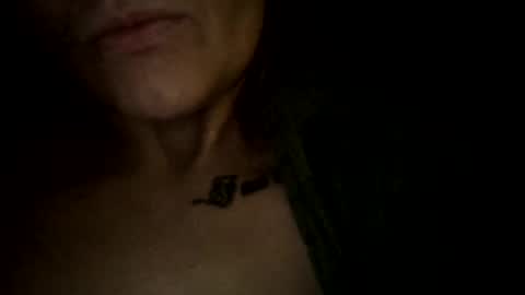 horneymomnextdoor online show from October 17, 2025, 3:42 am