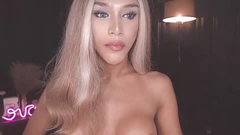 Snapshot of horny_ayahh chatting on February 21, 2025, 7:10 pm horny_ayahh online show from February 21, 2025, 7:10 pm