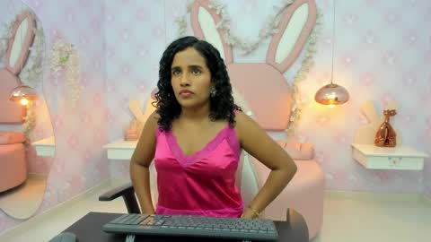 Snapshot of horny_curlss chatting on May 17, 2026, 3:48 am Horny Curls online show from May 17, 2026, 3:48 am