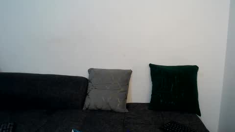 horny_princcess online show from February 18, 2026, 1:40 pm