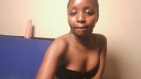 Snapshot of horny_wet_baby chatting on June 5, 2026, 10:37 pm Bellah online show from June 5, 2026, 10:37 pm