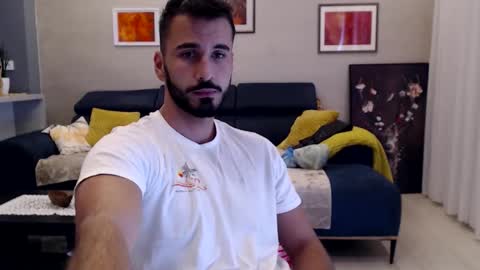 Snapshot of hornyasfuckk33 chatting on October 31, 2025, 11:22 am hornyasfuckk33 online show from October 31, 2025, 11:22 am