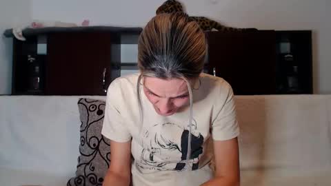 AshlineKatte online show from November 15, 2025, 4:58 pm