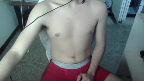 Snapshot of hornylilfuckbuddy chatting on October 11, 2025, 4:01 am Flea online show from October 11, 2025, 4:01 am