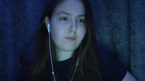 Luvv online show from May 30, 2026, 9:12 pm